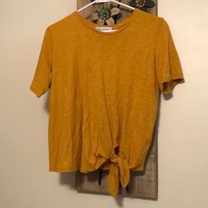 Amour Vert Mustard T-shirt